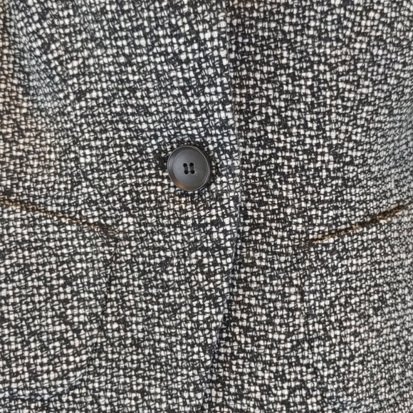 Liz Claiborne Tweed Jacket Size Small. - Picture 3 of 9